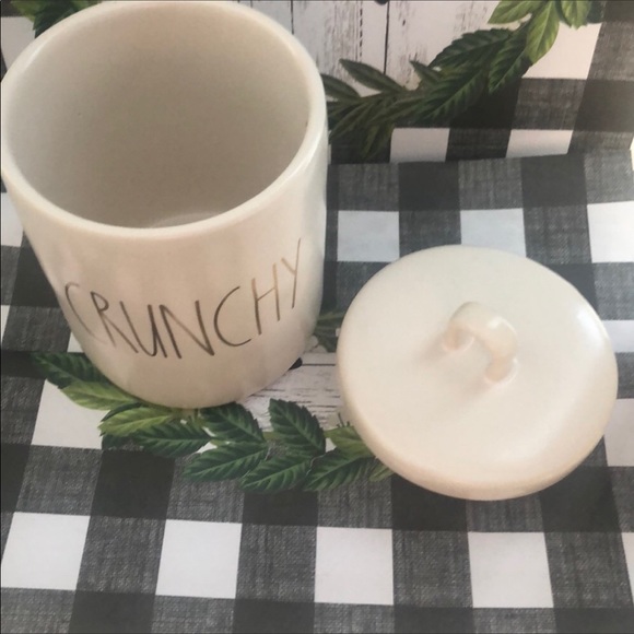 NWT RAE DUNN “Crunchy” Canister - Picture 2 of 12